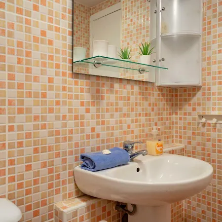 Las Adelfas Appartement *